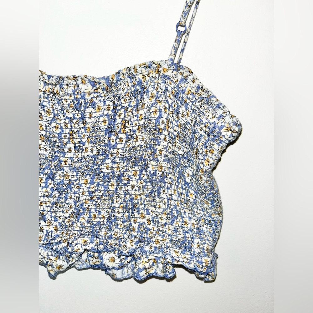 PATRONS OF PEACE Cropped Floral Smocked Ruffle Tank Top | Large - Picture 8 of 10